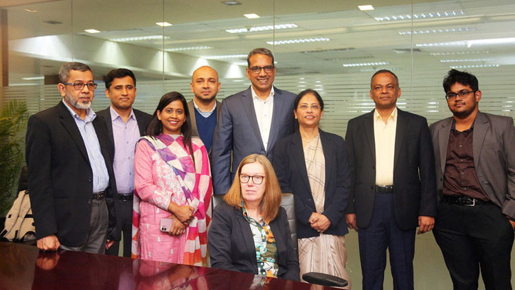 AstraZeneca vaccine co-inventor visits Incepta Pharma office